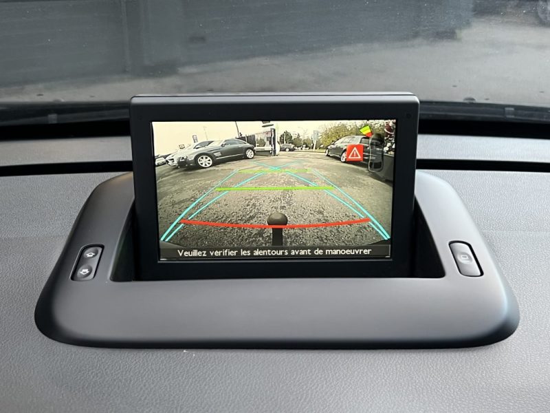 PEUGEOT 3008 (2) CROSSWAY 1.6 Hdi 120 BOITE AUTO CUIR TOIT PANO ATTELAGE GPS CritAir2- GARANTIE 1 AN