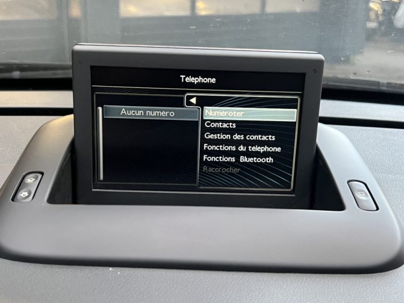 PEUGEOT 3008 (2) CROSSWAY 1.6 Hdi 120 BOITE AUTO CUIR TOIT PANO ATTELAGE GPS CritAir2- GARANTIE 1 AN