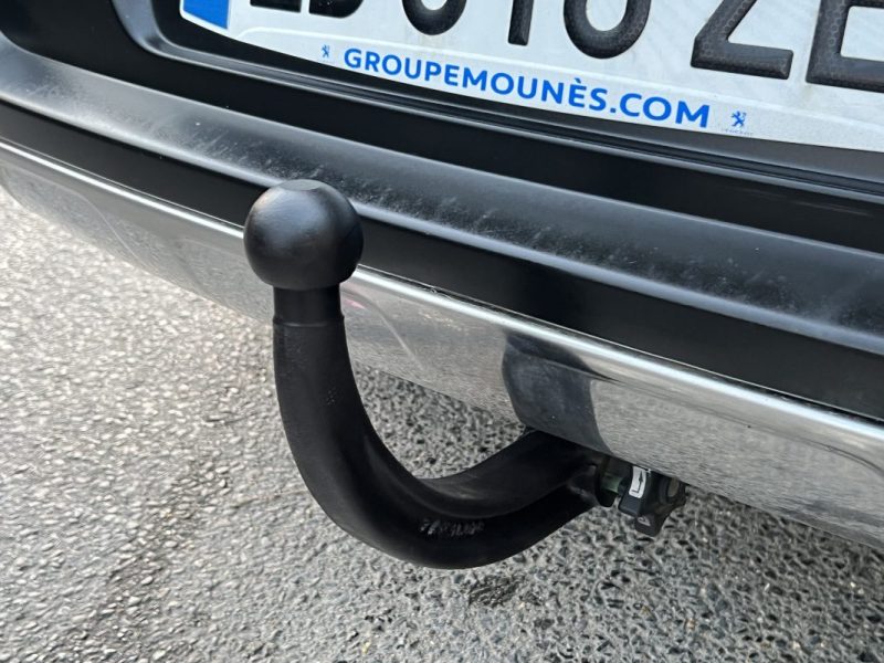 PEUGEOT 3008 (2) CROSSWAY 1.6 Hdi 120 BOITE AUTO CUIR TOIT PANO ATTELAGE GPS CritAir2- GARANTIE 1 AN