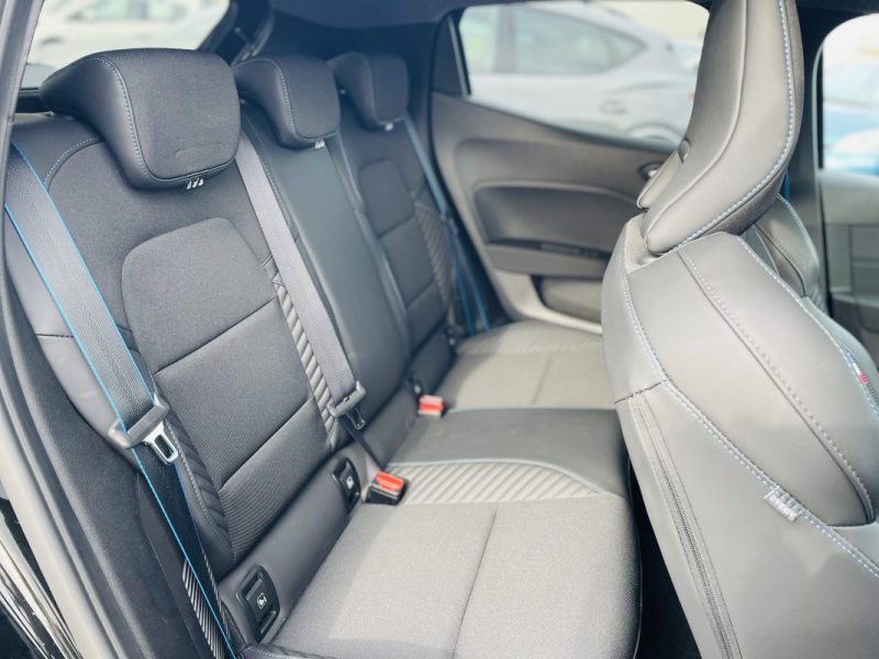 RENAULT CLIO V 1.6 E-TECH 145 CH Esprit Alpine 