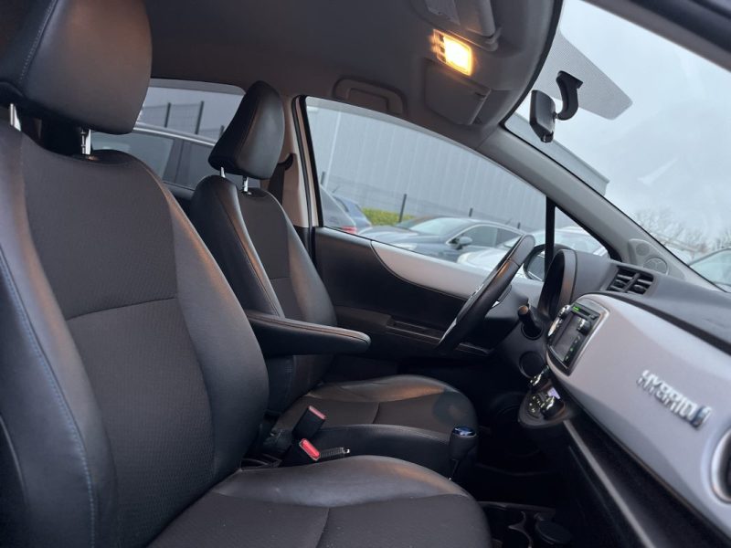 TOYOTA YARIS III HYBRID 1.5 DESIGN 100h