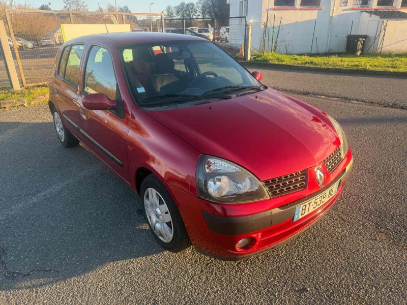 RENAULT CLIO AUTHENTIQUE 1.5 DCI 65 2003