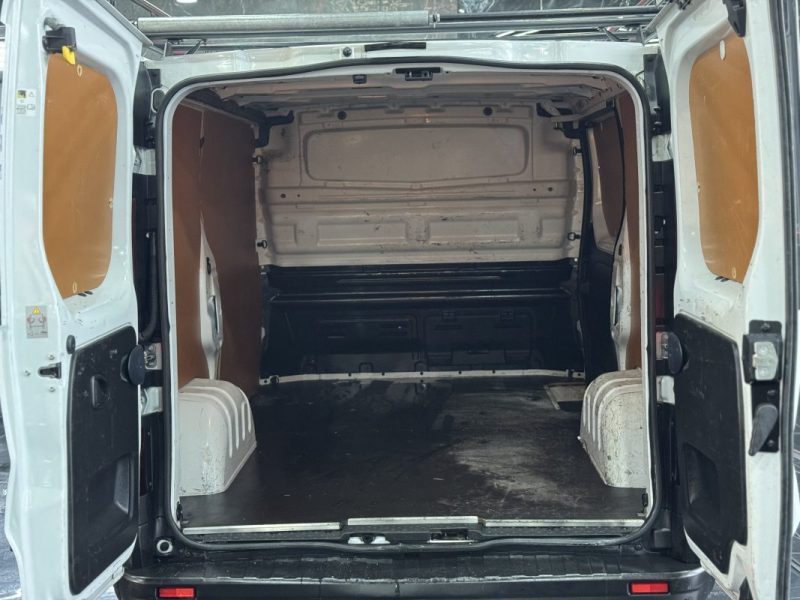 RENAULT TRAFIC 3  L1H1 1200 2.0 DCI 120CH CONFORT E6 2019 TTC