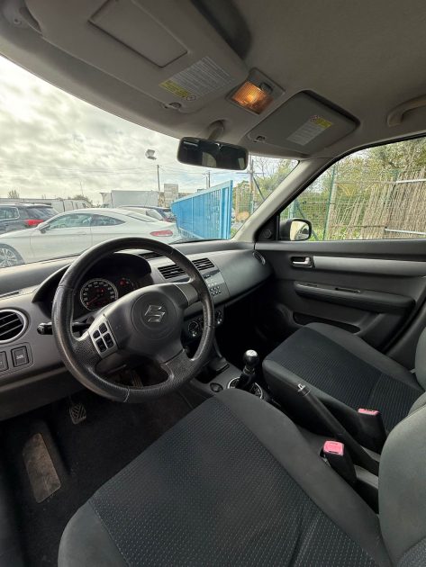 SUZUKI SWIFT 1.3 DDIS 75 IN THE CITY 2010