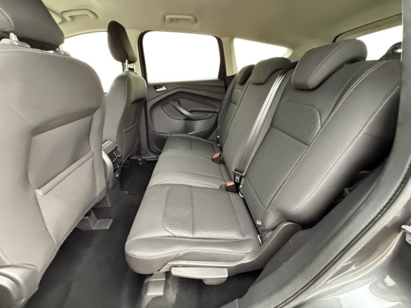 FORD  KUGA 2.0 TDCI 150CH TITANIUM 4X4 BOITE AUTO 2.MAIN 