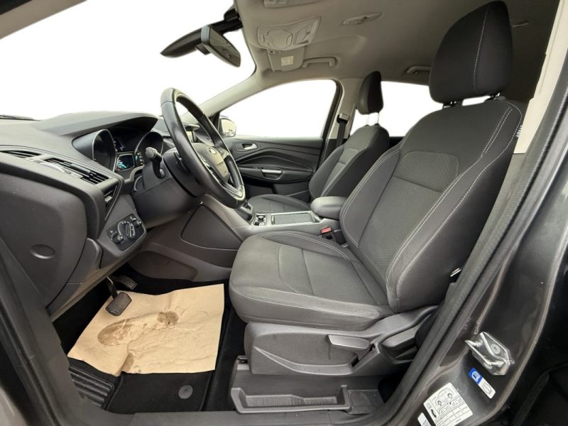 FORD  KUGA 2.0 TDCI 150CH TITANIUM 4X4 BOITE AUTO 2.MAIN 