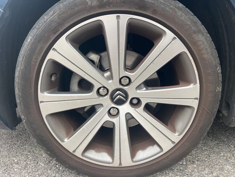 CITROEN C4 1.2L 130CH FINITION SHINE 2015