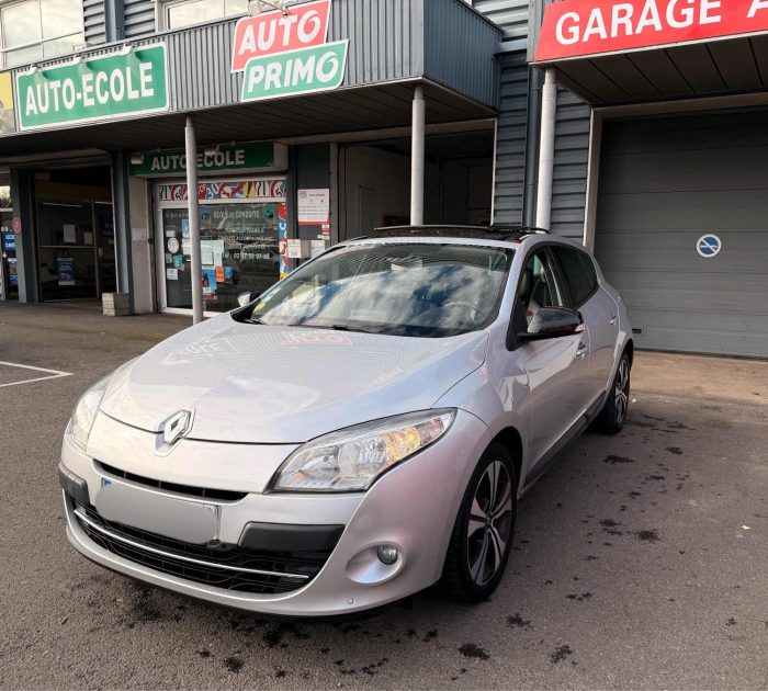 RENAULT MEGANE 3 (III)  1.5 DCI 110CH BOSE ÉDITION - TOIT OUVRANT  - GARANTIE 12 MOIS 