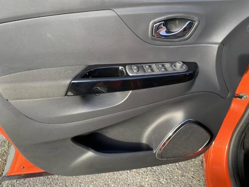 RENAULT CAPTUR 1.5 DCI 90CH STOP&START ENERGY LIFE ECO² 2014