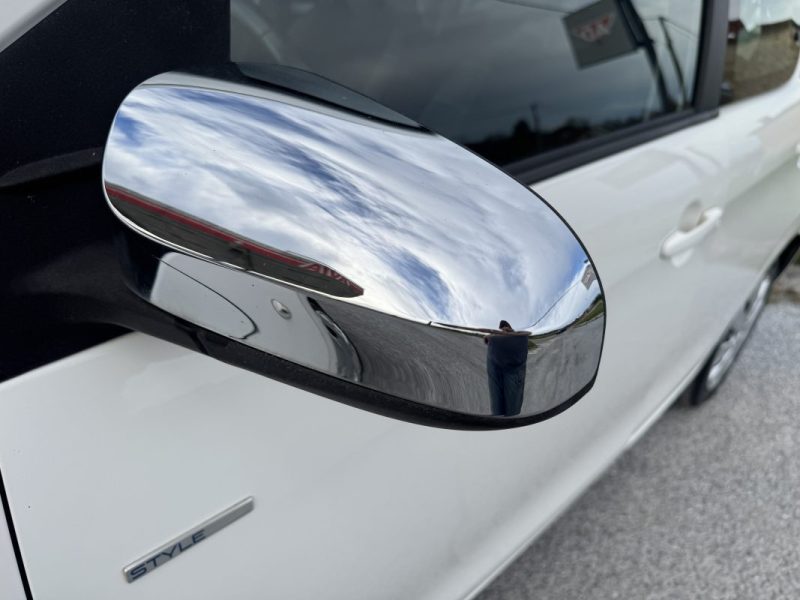 PEUGEOT 108 1.0 VTI STYLE BVA 5P MOTEUR TOYOTA