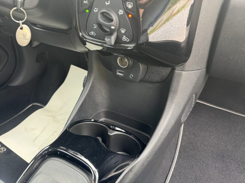 PEUGEOT 108 1.0 VTI STYLE BVA 5P MOTEUR TOYOTA