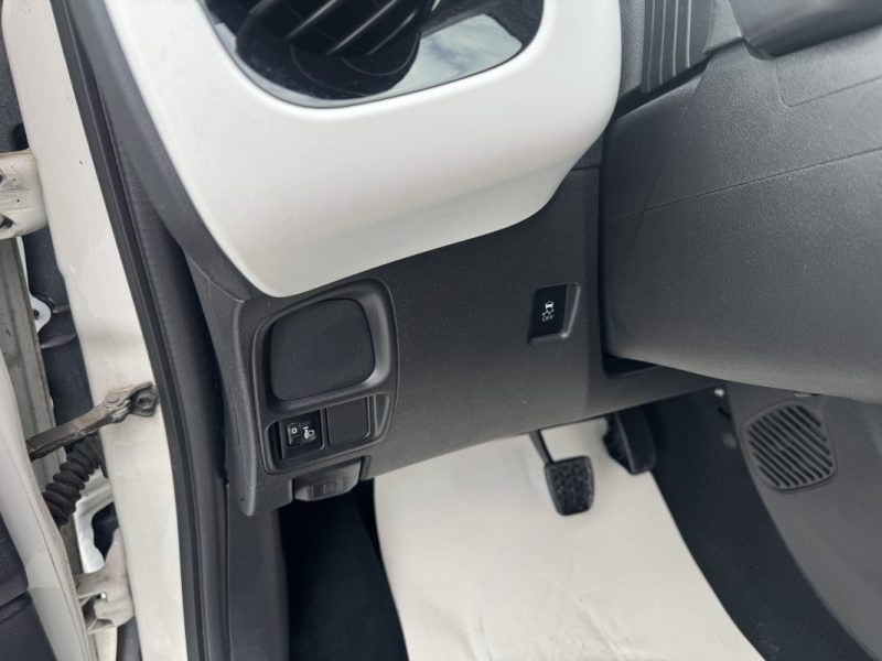 PEUGEOT 108 1.0 VTI STYLE BVA 5P MOTEUR TOYOTA