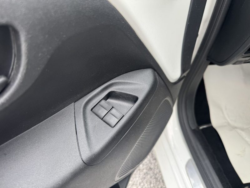 PEUGEOT 108 1.0 VTI STYLE BVA 5P MOTEUR TOYOTA