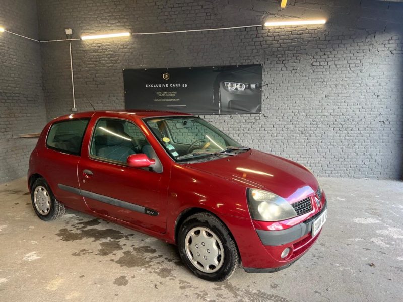 RENAULT CLIO AUTHENTIQUE 1.2 16V 2001