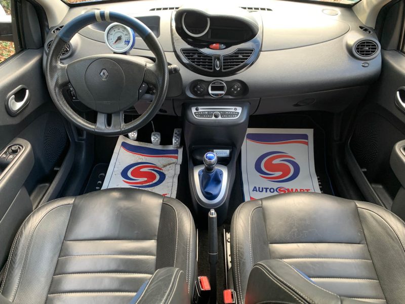 RENAULT TWINGO II 1.6 16V 133 RENAULT SPORT 2010
