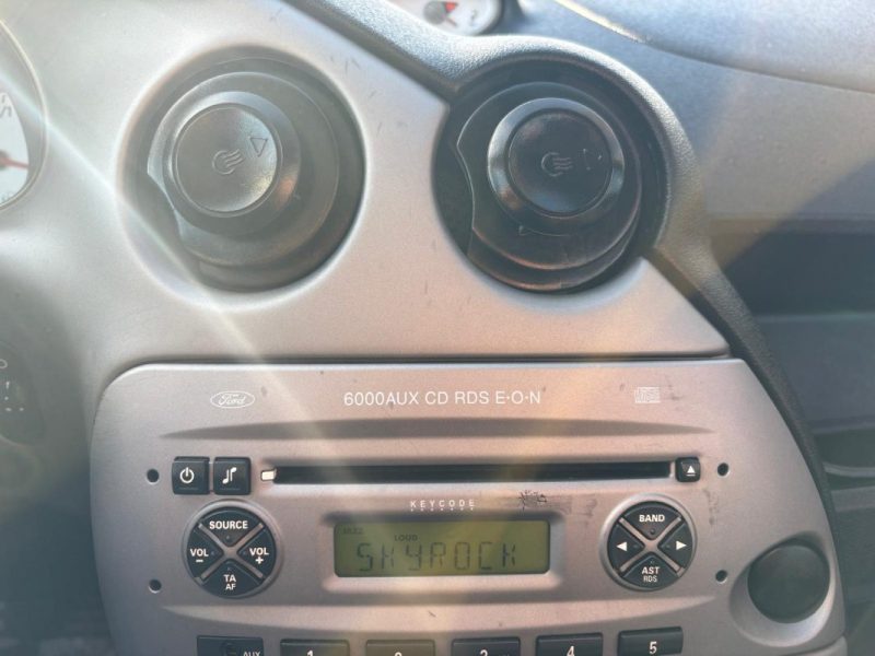 FORD KA 1.3 70ch avec SEULEMENT 87900kms - ❄️ Climatisation - ✅Reprise possible - ✅Garantie