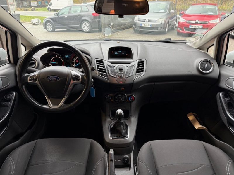 Ford Fiesta 1.6 Tdci 95 Cv Titanium Première Main 5 Portes Entretien Ok Ct Ok 2027