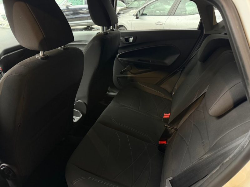 Ford Fiesta 1.6 Tdci 95 Cv Titanium Première Main 5 Portes Entretien Ok Ct Ok 2027