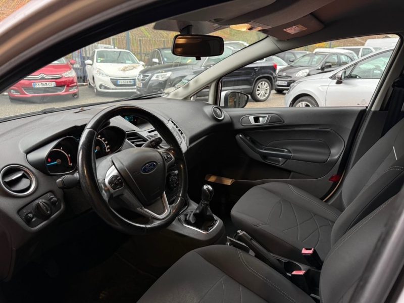 Ford Fiesta 1.6 Tdci 95 Cv Titanium Première Main 5 Portes Entretien Ok Ct Ok 2027