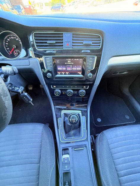 VOLKSWAGEN GOLF VII 1.6 TDI 105CH BLUEMOTION TECHNOLOGY FAP CONFORTLINE 5P 2014