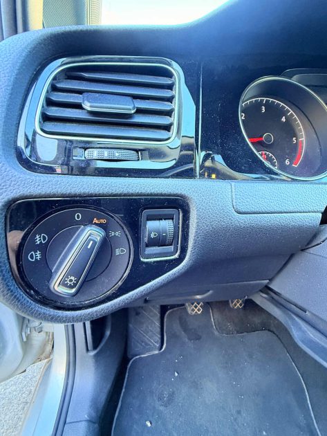 VOLKSWAGEN GOLF VII 1.6 TDI 105CH BLUEMOTION TECHNOLOGY FAP CONFORTLINE 5P 2014