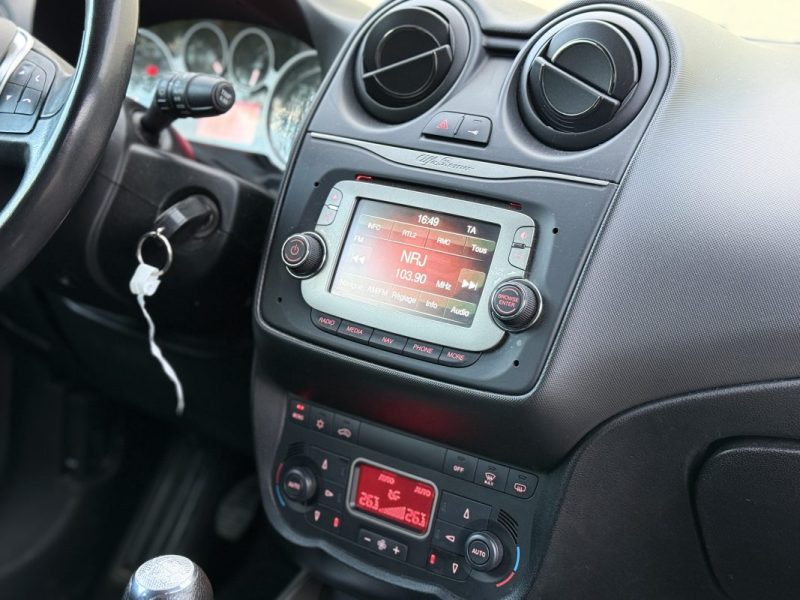 ALFA ROMEO MITO 1.6 JTDM 120CV EXCLUSIVE STOP&START 2016 155000KM 