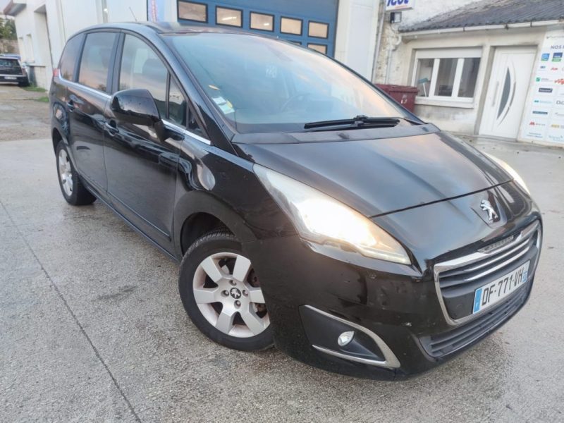 PEUGEOT 5008 1.6 HDI 115CH  ACCESS 2014