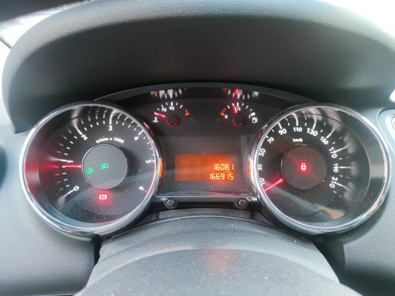 PEUGEOT 5008 1.6 HDI 115CH  ACCESS 2014