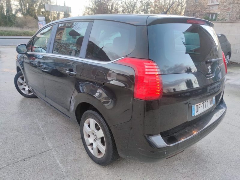 PEUGEOT 5008 1.6 HDI 115CH  ACCESS 2014