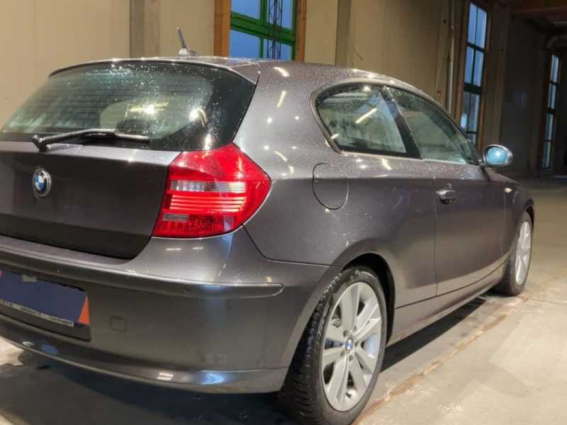 BMW Serie 1 120i 170 CV Boite Auto / Xénon / Toit Ouvrant / Paiement 4X ou 10X Possible