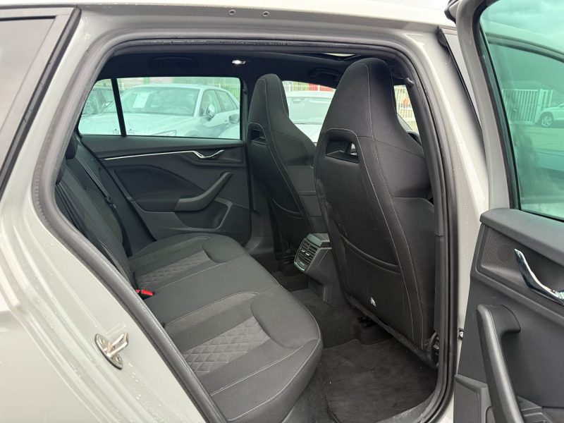 SKODA SCALA 1.5 TSI 150CH DSG7 FULLS OPTIONS CAMERA SIEGE F1 TOIT PANO GARANTIE