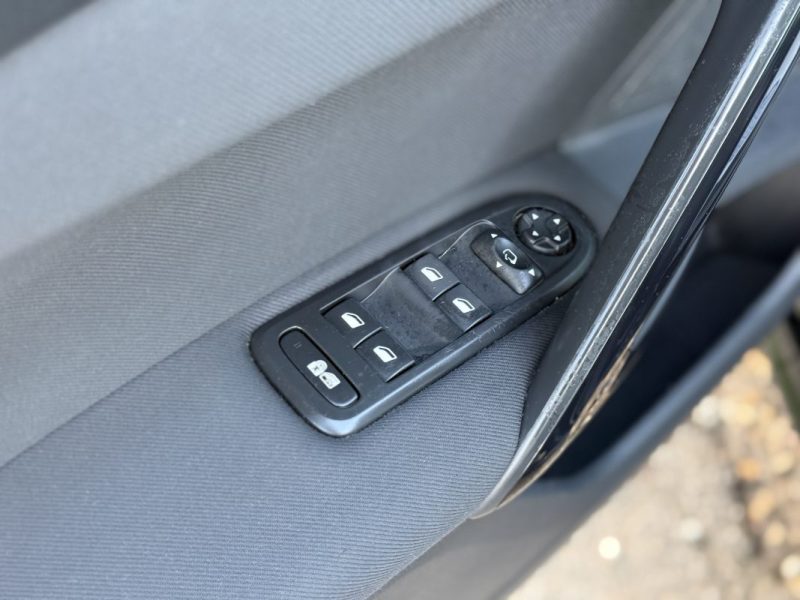 PEUGEOT 508 SW 2.0 HDi 160 Allure – Boîte Auto – Toit Ouvrant – GPS – Révisée & Garantie 6 mois