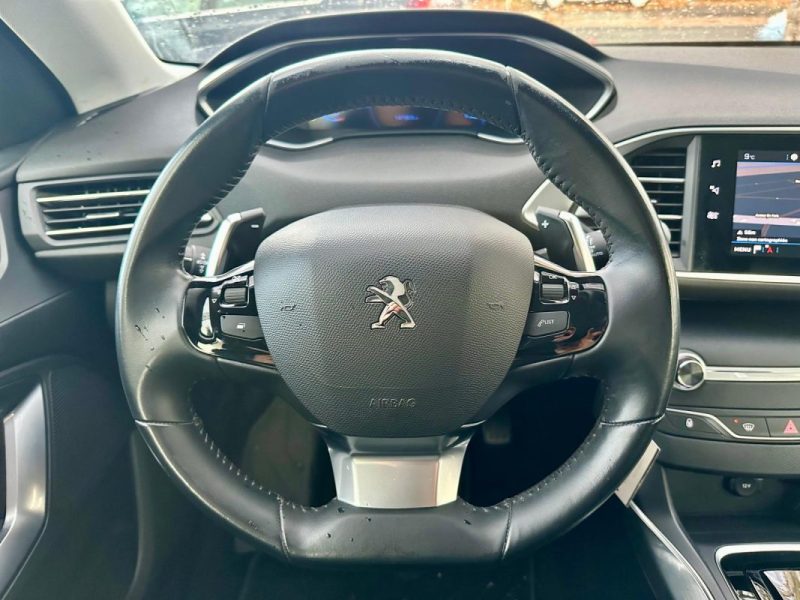 PEUGEOT 308 1.5 BLUEHDI 130 ACTIVE BUSINESS EAT8 *1ÈRE MAIN* 