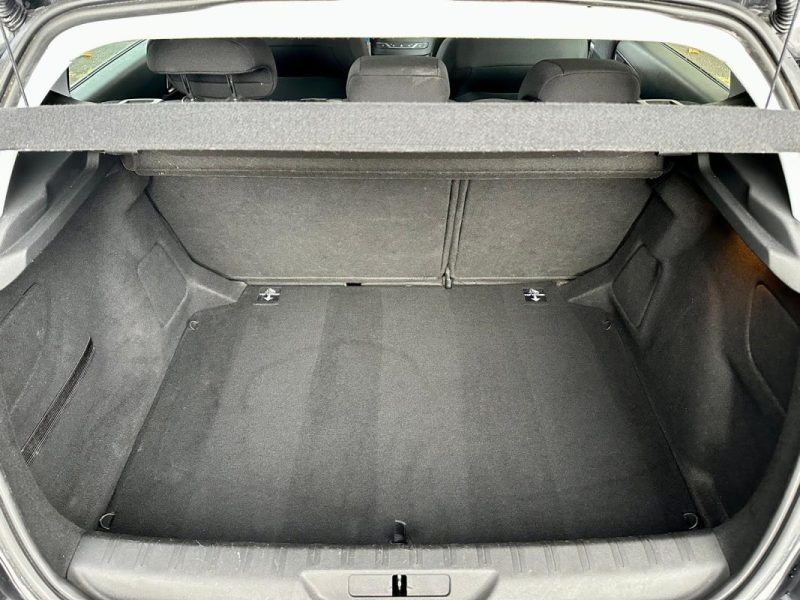 PEUGEOT 308 1.5 BLUEHDI 130 ACTIVE BUSINESS EAT8 *1ÈRE MAIN* 