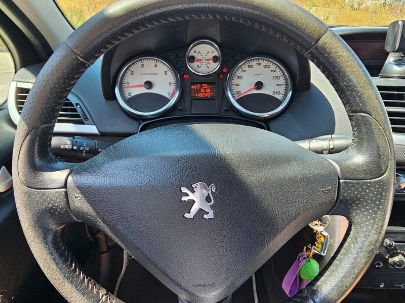 PEUGEOT 207 1.4 16V 95CH GARANTIE 12 MOIS 