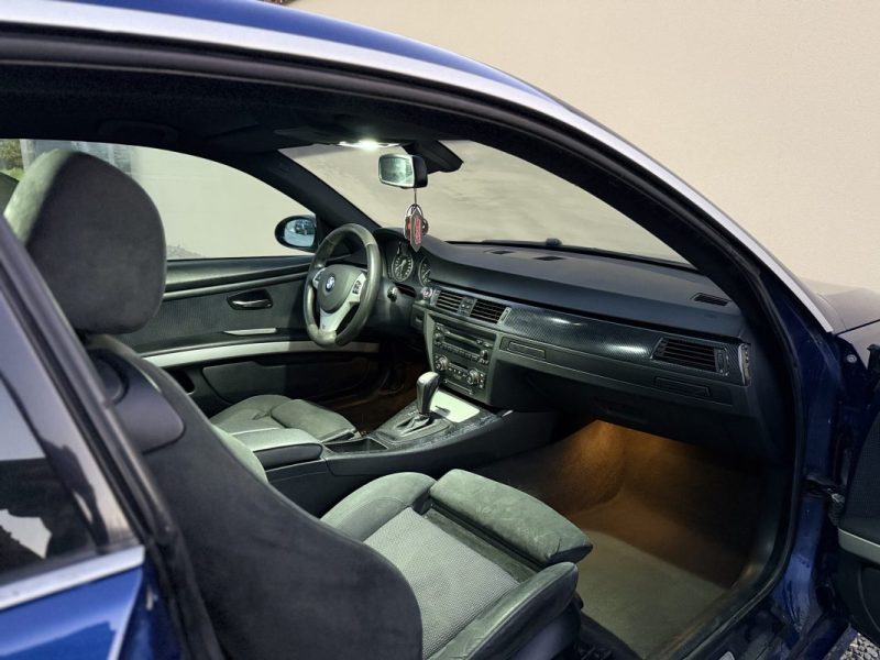 BMW SERIE 3 E92 325I 218CV PACK M 2007 215 000KM BOITE AUTO
