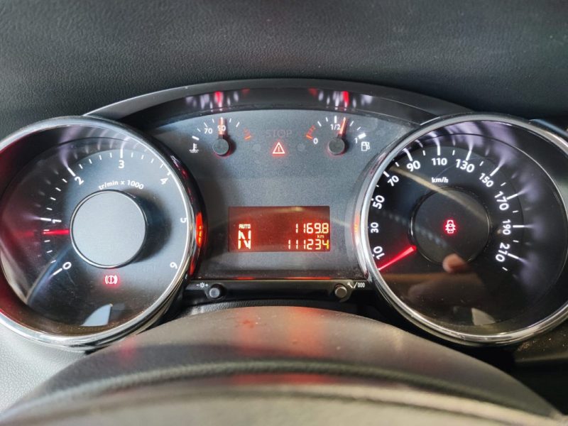 PEUGEOT 3008 1.6 E-HDI112 FAP ALLURE BMP6 2012