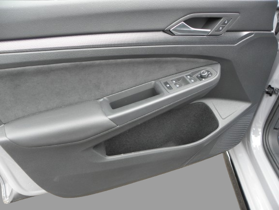 VOLKSWAGEN GOLF 1.5 E-TSI EVO2 150 CH R-LINE DSG7 / 8 CH 2024