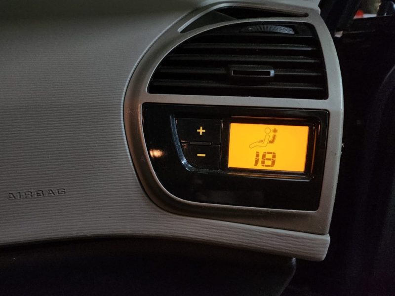 CITROEN C4 GRAND PICASSO 1.6 HDI 110 BVA6 110cv 7 PLACES 1er MAIN 121 000km