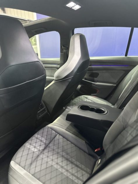 Volkswagen Golf VIII (8) R-Line 1st 2.0 TDI SCR 150ch DSG7 - Toit ouvrant/LED Ambiance/IQ Light