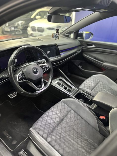 Volkswagen Golf VIII (8) R-Line 1st 2.0 TDI SCR 150ch DSG7 - Toit ouvrant/LED Ambiance/IQ Light