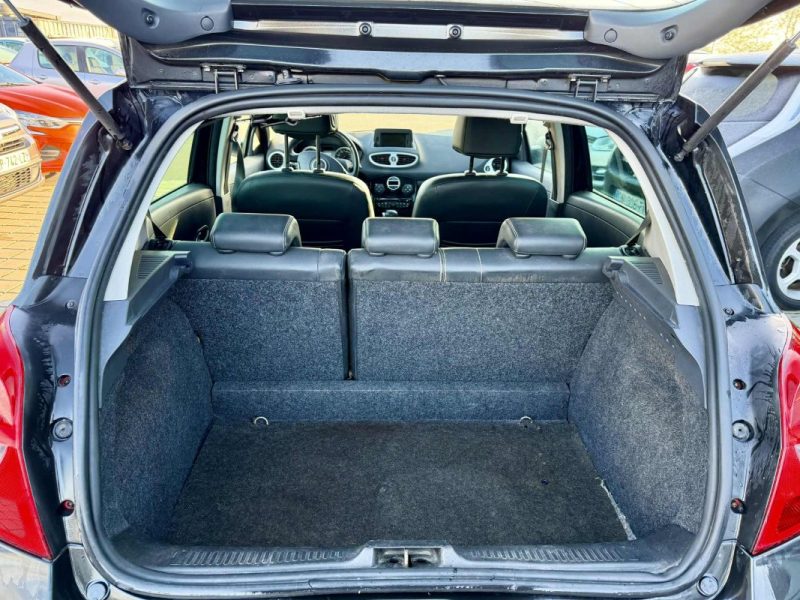 RENAULT CLIO III 1.6 16V 110CH EXCEPTION TOMTOM BVA 5P 2010