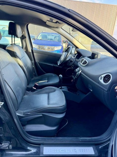 RENAULT CLIO III 1.6 16V 110CH EXCEPTION TOMTOM BVA 5P 2010