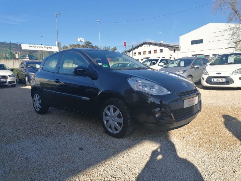 RENAULT CLIO - 1.2 Campus 75ch essence