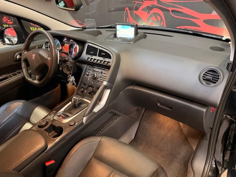 PEUGEOT 3008 2.0 HDi 163+37 Hybrid4 200cv 