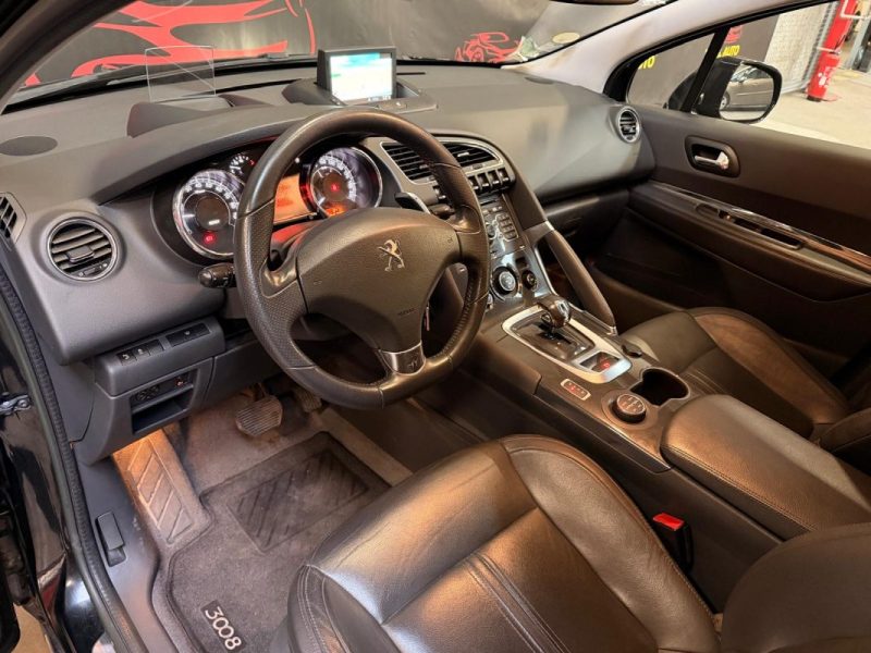 PEUGEOT 3008 2.0 HDi 163+37 Hybrid4 200cv 
