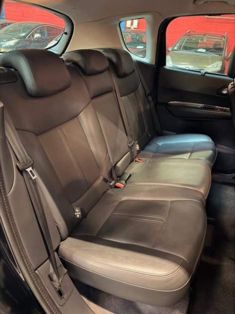 PEUGEOT 3008 2.0 HDi 163+37 Hybrid4 200cv 