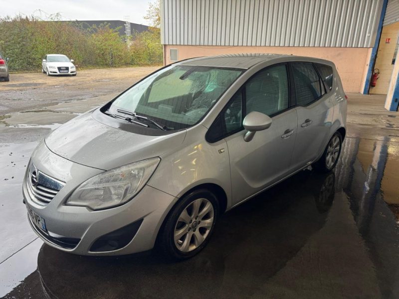OPEL MERIVA B 1.7 CDTI 110 Cosmo pour pieces 