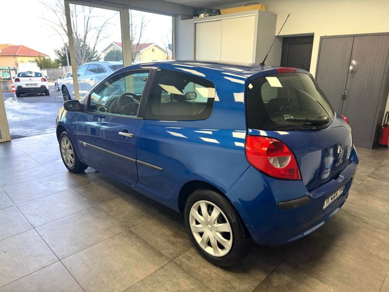 RENAULT CLIO III 1.5 DCI 70 CV CONFORT 2009