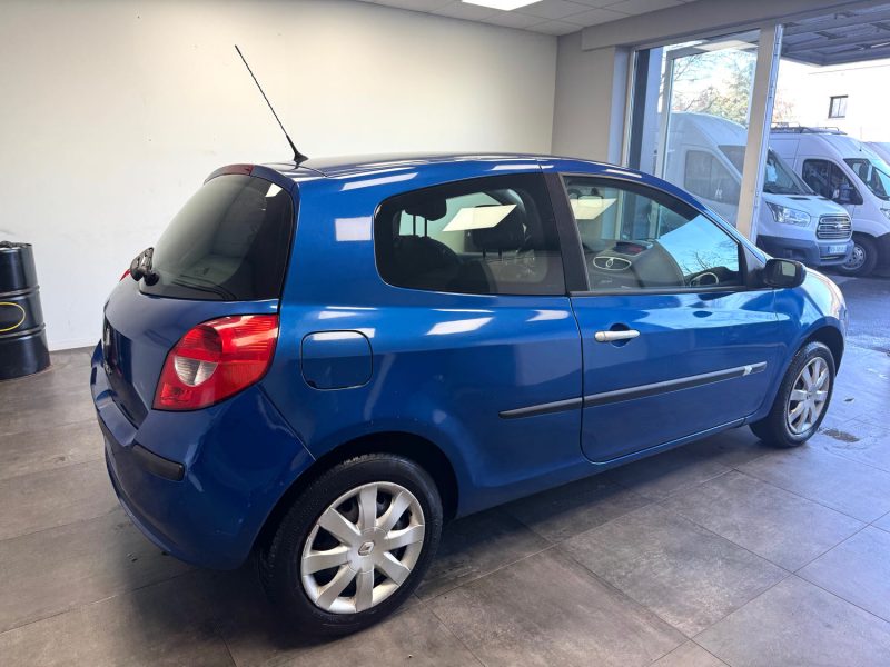 RENAULT CLIO III 1.5 DCI 70 CV CONFORT 2009